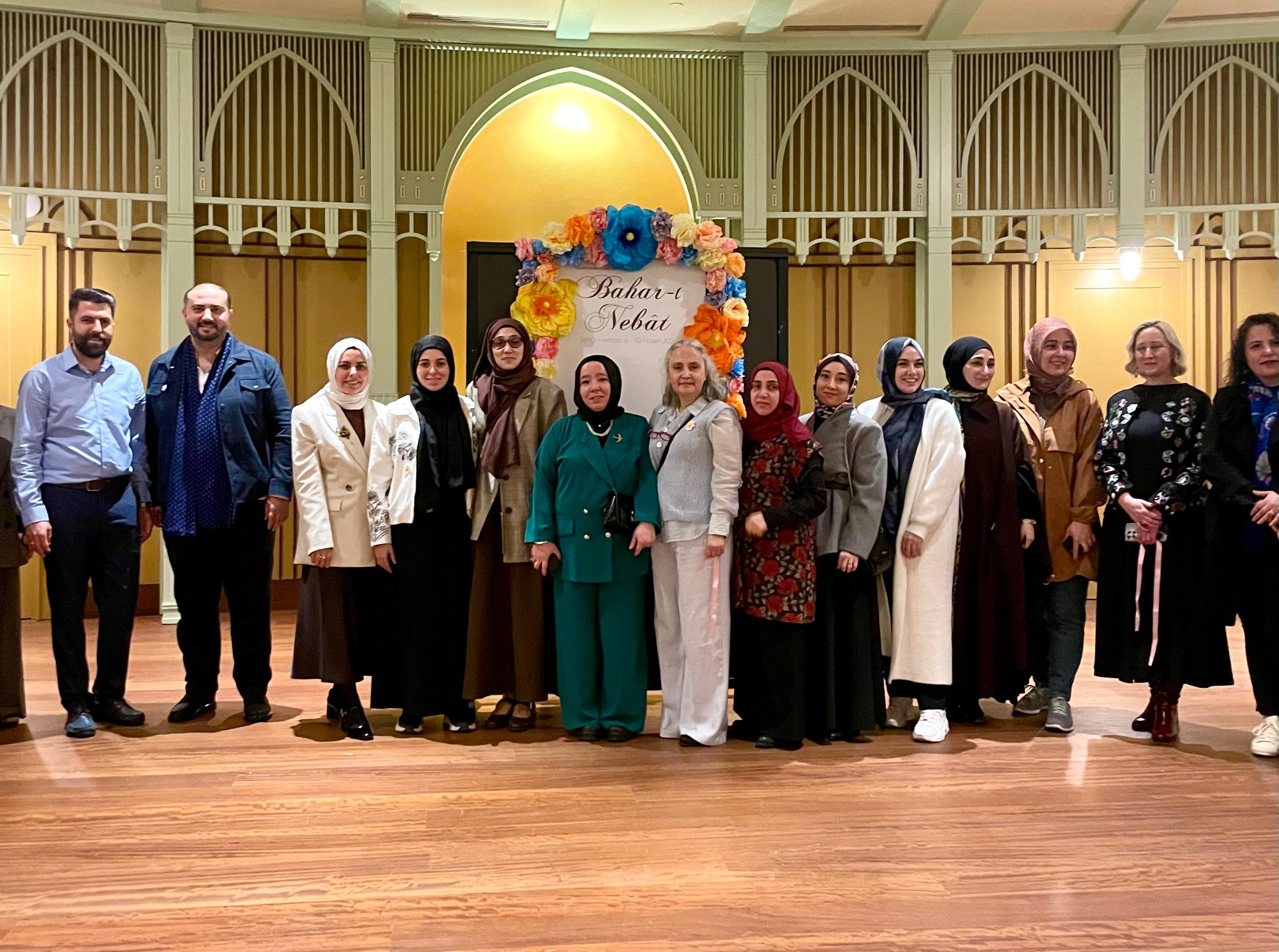 BirSanat.com Bahar-ı Nebât” Sergisi Açılışındaydı